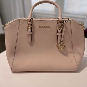 Mchael Kors brand new Ciara large tote